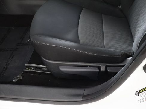Used 2023 Nissan Sentra SV FWD image 28