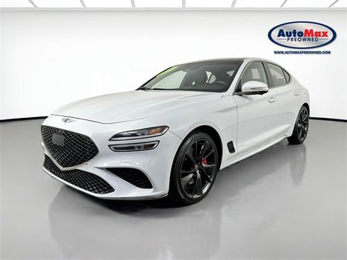 Used 2022 Genesis G70 3.3T w/ Sport Prestige Package image 5