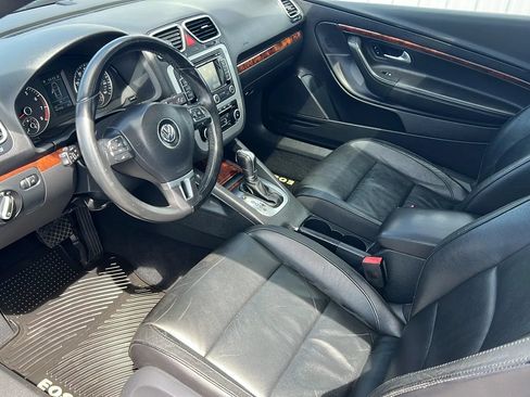 Used 2012 Volkswagen Eos Lux FWD image 13