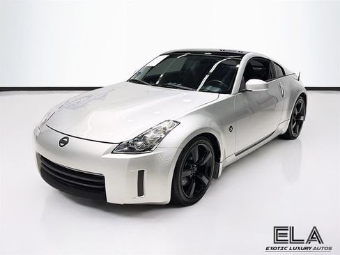 Used 2008 Nissan 350Z Enthusiast w/ Cargo Convenience Pkg RWD image 4
