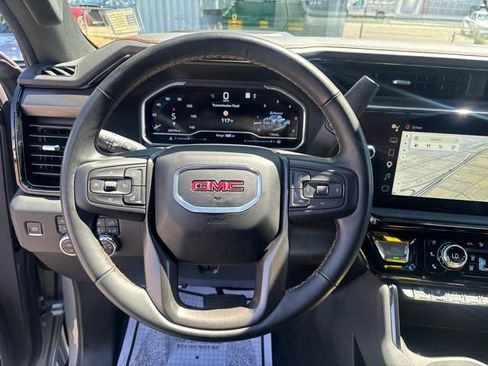 Used 2025 GMC Sierra 2500 AT4 w/ AT4 Premium Plus Package AWD/4WD image 20