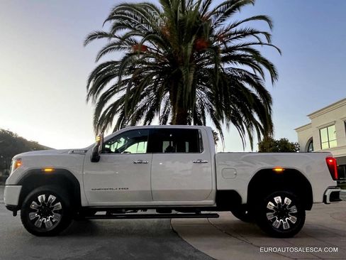Used 2021 GMC Sierra 2500 Denali w/ Denali Ultimate Package image 6