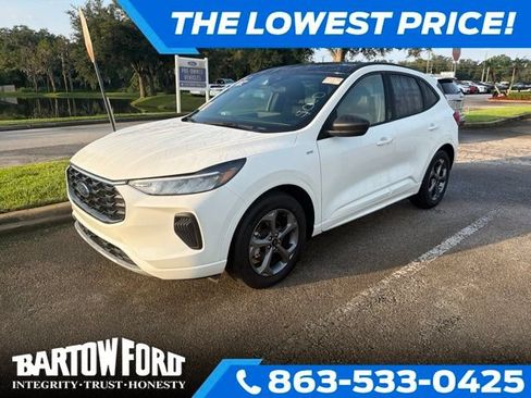 Used 2024 Ford Escape ST-Line w/ Tech Pack #1 FWD image 1