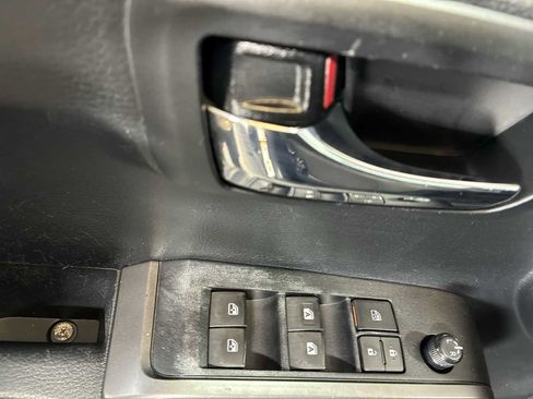 Used 2019 Toyota Tacoma TRD Off-Road image 15