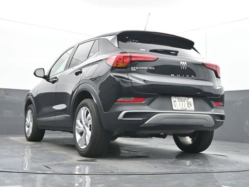 Used 2025 Buick Encore GX Preferred AWD/4WD image 30