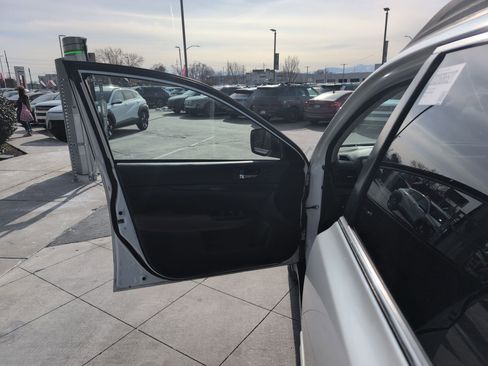 Used 2013 Subaru Outback 2.5i Limited image 14