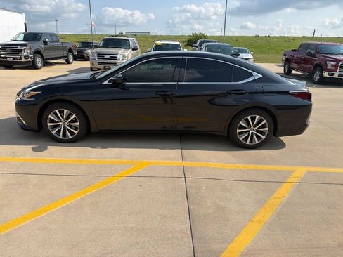 Used 2021 Lexus ES 350 w/ Premium Package FWD image 6