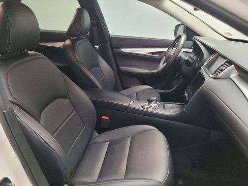 Used 2019 INFINITI QX50 Luxe w/ Navigation Package FWD image 21