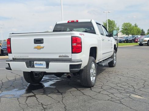 Used 2017 Chevrolet Silverado 2500 High Country w/ Snow Plow Prep Package AWD/4WD image 7
