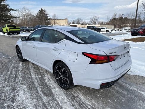 Used 2025 Nissan Altima 2.5 SR image 31