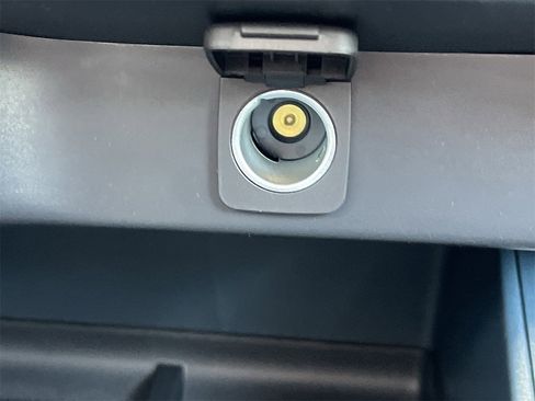 New 2025 Ford Maverick XL w/ 4K Tow Package image 7