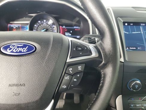 Used 2019 Ford Edge SEL w/ Equipment Group 201A FWD image 24