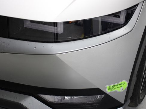 Used 2023 Hyundai Ioniq 5 SEL image 4