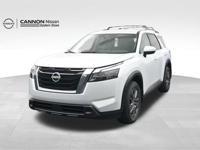 New 2025 Nissan Pathfinder SV