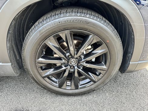 Used 2023 MAZDA CX-9 Touring Plus AWD/4WD image 23