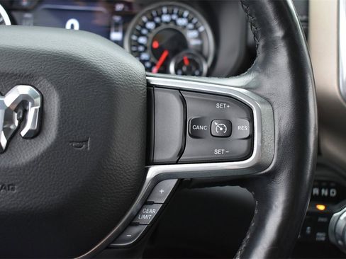 Used 2019 RAM 1500 Laramie image 18