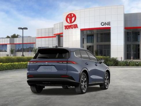 New 2026 Toyota Crown Signia AWD/4WD image 12