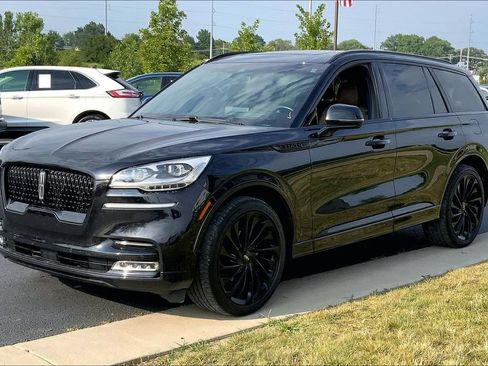 Used 2023 Lincoln Aviator Reserve w/ Equipment Group 201A AWD/4WD image 5