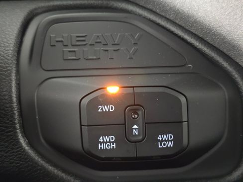 New 2026 RAM 5500 Tradesman w/ Chrome Appearance Group AWD/4WD image 25