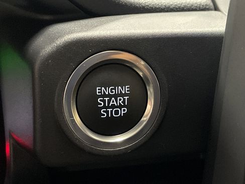 Certified 2025 Toyota 4Runner SR5 image 29