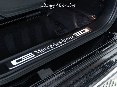 Used 2022 Mercedes-Benz G 550 image 32