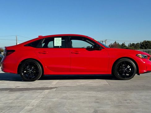 Used 2025 Honda Civic Sport image 2