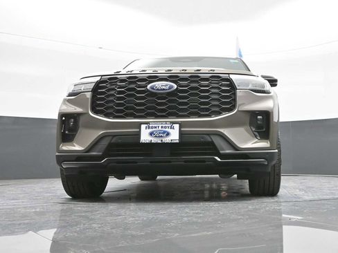 New 2026 Ford Explorer ST-Line w/ ST-Line Street Pack image 61