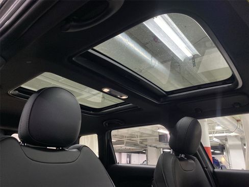 Used 2019 MINI Cooper Clubman S w/ Premium Package image 20