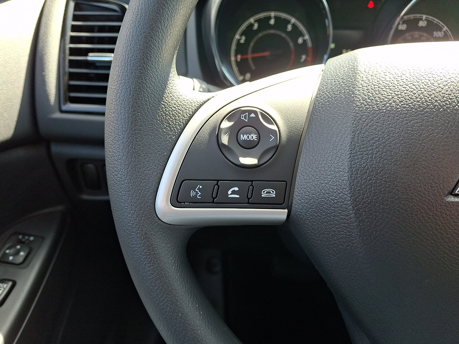 New 2027 Mitsubishi Outlander Sport ES AWD/4WD image 18