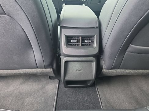 New 2026 Chevrolet Equinox EV LT FWD image 25