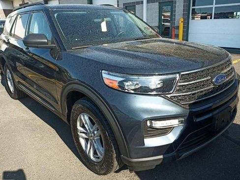 Used 2022 Ford Explorer XLT w/ Equipment Group 202A AWD/4WD image 1