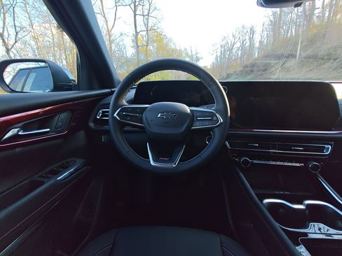 New 2026 Chevrolet Traverse Z71 w/ Driver Confidence Package image 22