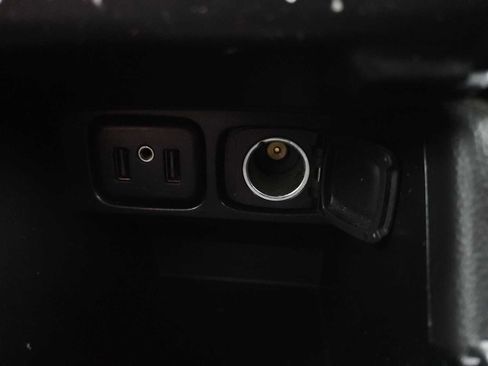 Used 2020 Buick Encore Preferred image 30