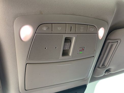 Used 2021 Nissan Armada SL w/ Captain's Chairs Package image 28