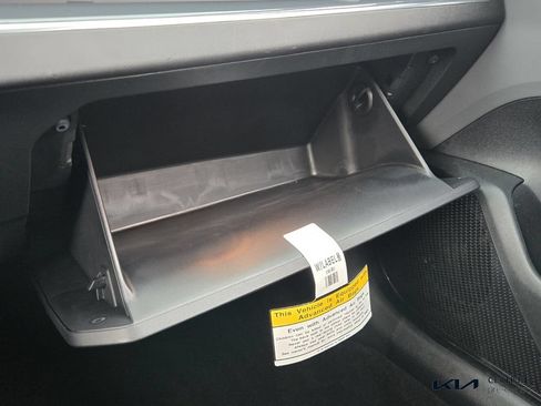 Certified 2025 Kia K4 EX FWD image 20