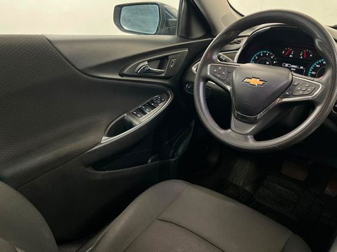 Used 2021 Chevrolet Malibu LT FWD image 12