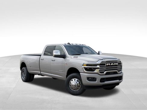 New 2026 RAM 3500 Laramie w/ Max Tow Package image 5