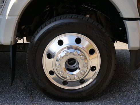 Used 2025 Ford F450 Platinum w/ FX4 Off-Road Package image 56