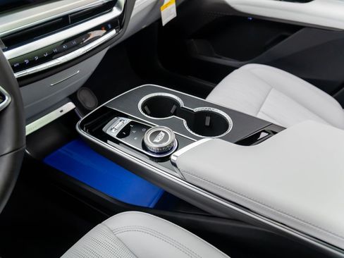 New 2026 Cadillac Lyriq Sport image 13