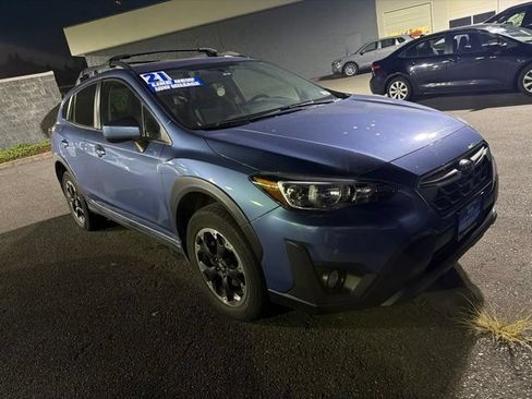 Used 2021 Subaru Crosstrek 2.0i Premium w/ Moonroof Package AWD/4WD image 2