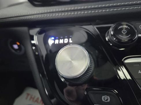 New 2026 Chrysler Pacifica Select image 23