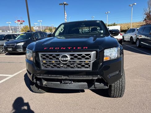Used 2022 Nissan Frontier SV image 6