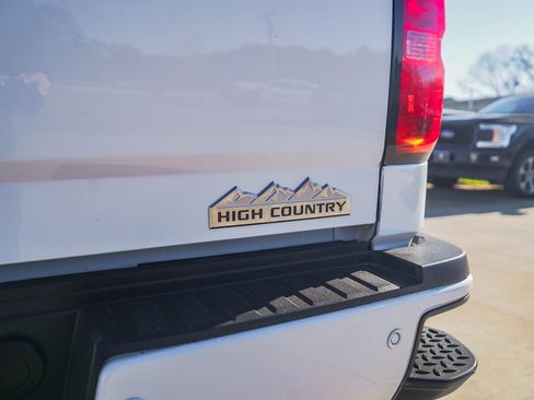 Used 2017 Chevrolet Silverado 2500 High Country w/ Duramax Plus Package image 31