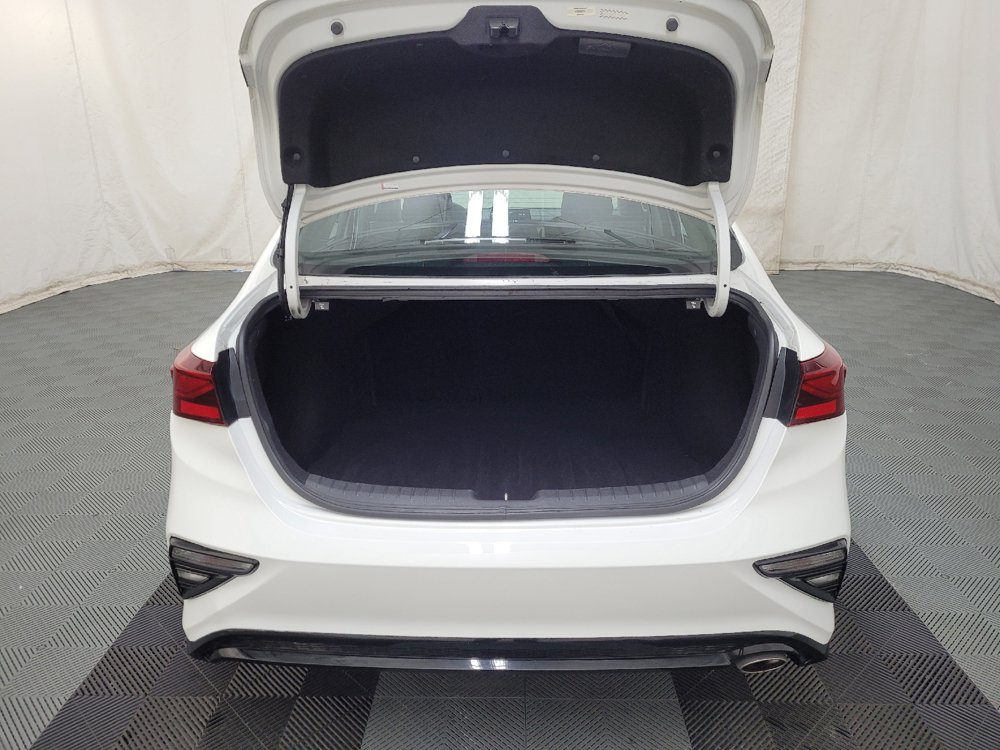 Used 2020 Kia Forte LXS FWD image 29