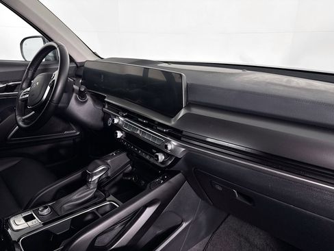 Used 2025 Kia Telluride S AWD/4WD image 42