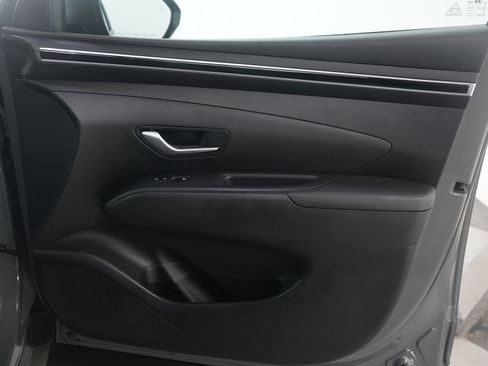 Used 2023 Hyundai Santa Cruz SEL image 12