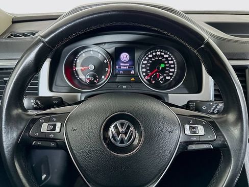 Used 2019 Volkswagen Atlas SE w/ Panoramic Sunroof Package AWD/4WD image 12