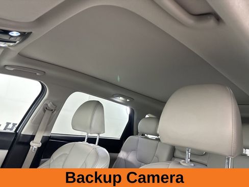 Used 2024 Kia Sorento S w/ Panoramic Sunroof Package AWD/4WD image 10