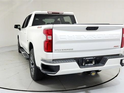 Used 2023 Chevrolet Silverado 1500 RST image 4