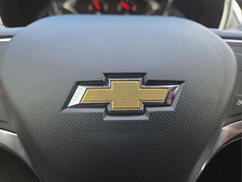 Used 2023 Chevrolet Equinox LS w/ LS Convenience Package image 22